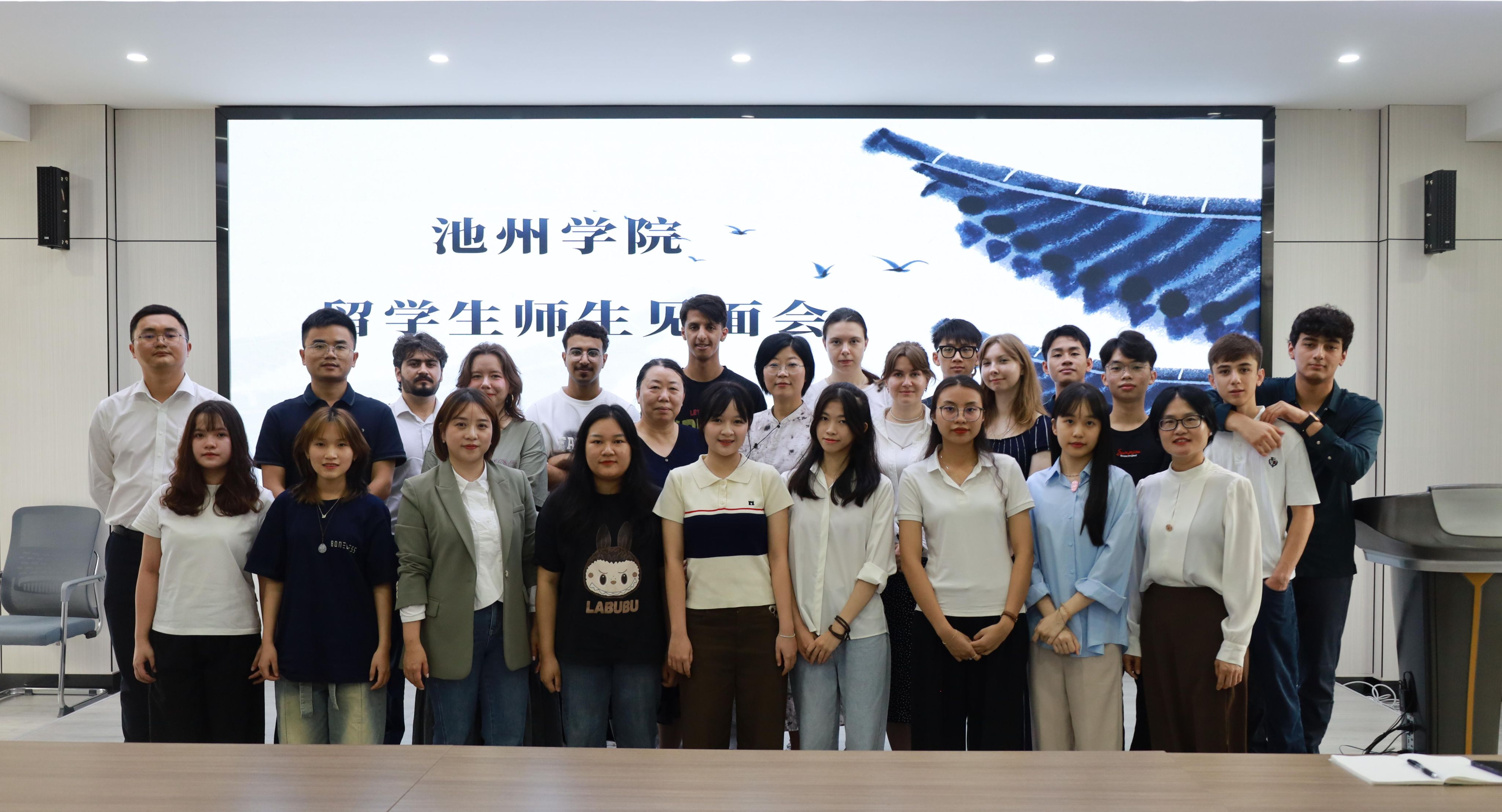 无码人妻AV一二区二区三区