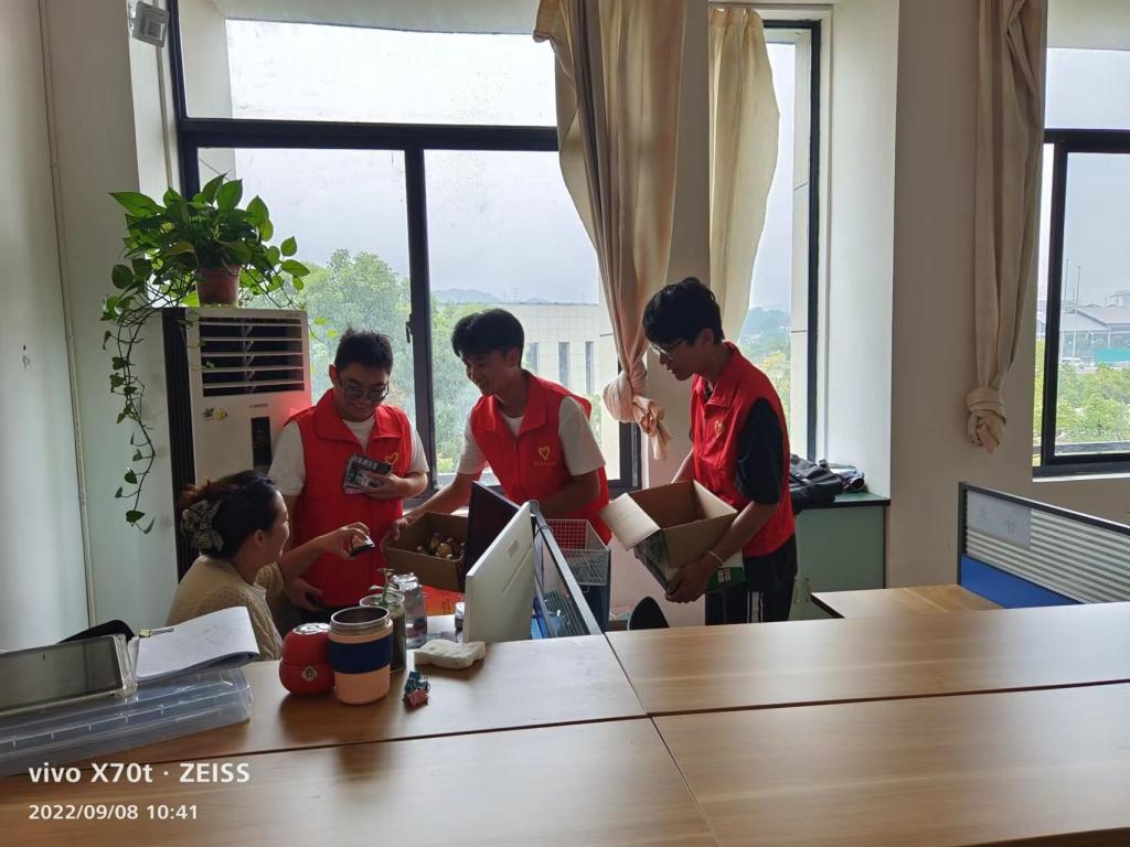 无码人妻AV一二区二区三区