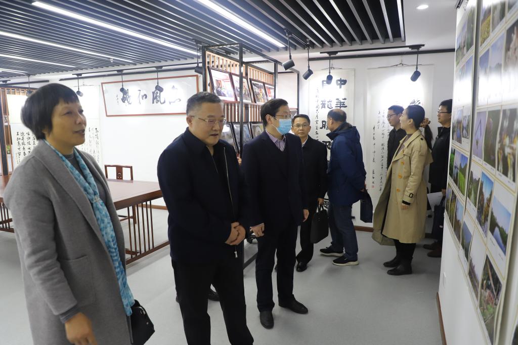 无码人妻AV一二区二区三区